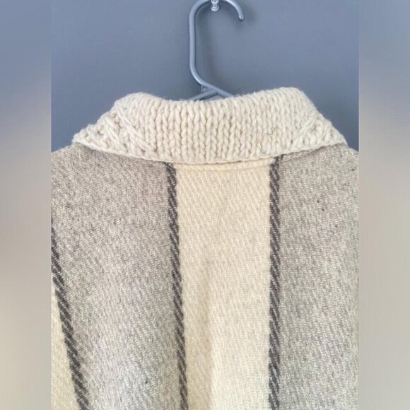 Vintage Fringe Poncho Cape Cottagecore Wool Blend Autumn Shawl - Picture 9 of 13